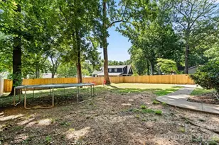 2010 Saratoga Dr, Gastonia, NC 28056 - Photo 34
