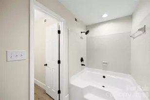 7204 Winery Ln, Charlotte, NC 28227 - Photo 22