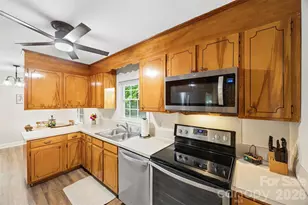 1254 Churchill Dr, Gastonia, NC 28054 - Photo 10