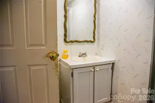 200 N Main St, Candor, NC 27229 - Photo 14