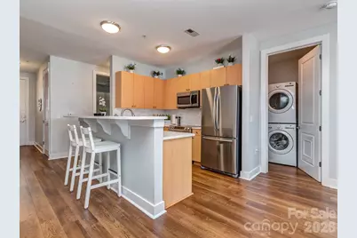 1101 W 1st Street #211, Charlotte, NC 28202 - Photo 4