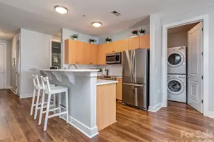 1101 W 1st St, Charlotte, NC 28202 - Photo 4