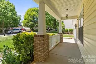 6425 Colonial Garden Dr, Huntersville, NC 28078 - Photo 4