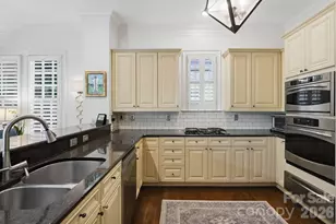 2618 Sheffield Crescent Ct, Charlotte, NC 28226 - Photo 14