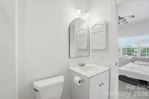 9070 Meadow Vista Rd, Charlotte, NC 28213 - Photo 10