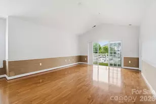9070 Meadow Vista Rd, Charlotte, NC 28213 - Photo 6
