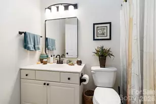 6210 Maple Cove Ln, Charlotte, NC 28269 - Photo 24