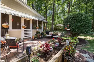 6210 Maple Cove Ln, Charlotte, NC 28269 - Photo 30