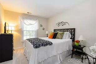 6210 Maple Cove Ln, Charlotte, NC 28269 - Photo 22