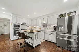 533 King Edward Rd, Charlotte, NC 28211 - Photo 10