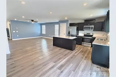 544 Grandiflora Avenue, Lancaster, SC 29720 - Photo 6