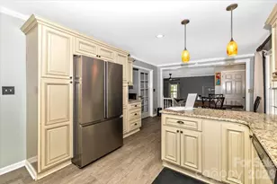 691 Rich Hilton Rd, Thomasville, NC 27360 - Photo 16