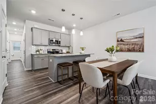 6550 Harlech St, Charlotte, NC 28269 - Photo 2