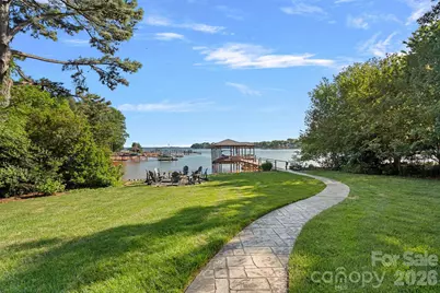 107 Beachview Drive, Mooresville, NC 28117 - Photo 10
