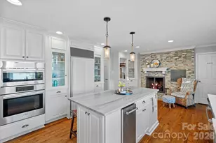 107 Beachview Dr, Mooresville, NC 28117 - Photo 18