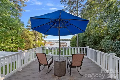 107 Beachview Drive, Mooresville, NC 28117 - Photo 14