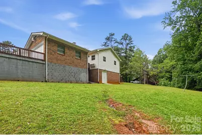 6704 Alanbrook Road, Charlotte, NC 28215 - Photo 28