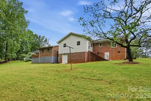 6704 Alanbrook Rd, Charlotte, NC 28215 - Photo 30