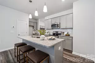 6554 Harlech St, Charlotte, NC 28269 - Photo 6