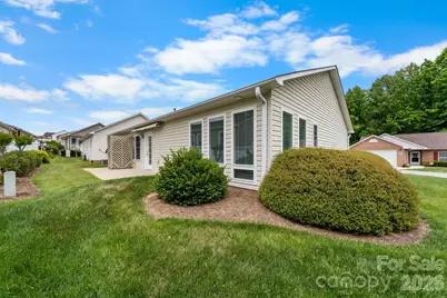 1268 Wexford Village Circle NE, Lenoir, NC 28645 - Photo 4