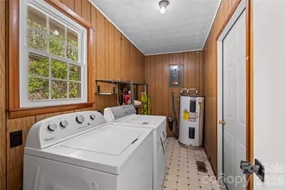 121 Dale Earnhardt Drive, Burnsville, NC 28714 - Photo 18
