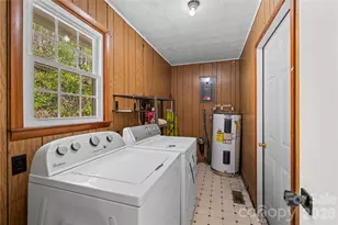 121 Dale Earnhardt Dr, Burnsville, NC 28714 - Photo 18