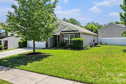 4727 McClure Road, Charlotte, NC 28216 - Photo 2