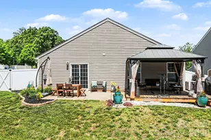 4727 McClure Rd, Charlotte, NC 28216 - Photo 30
