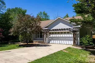 55 Eden Glen Rd, Black Mountain, NC 28711 - Photo 2