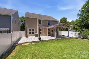 9303 Turning Wheel Dr, Charlotte, NC 28214 - Photo 10