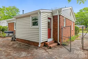 2242 Markham Ct, Charlotte, NC 28205 - Photo 22