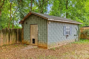 2242 Markham Ct, Charlotte, NC 28205 - Photo 26