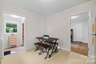 2242 Markham Ct, Charlotte, NC 28205 - Photo 10