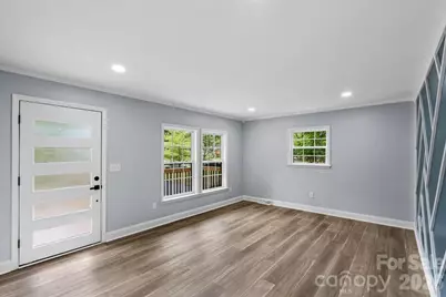 1519 Briarfield Drive, Charlotte, NC 28205 - Photo 4
