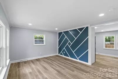 1519 Briarfield Drive, Charlotte, NC 28205 - Photo 8