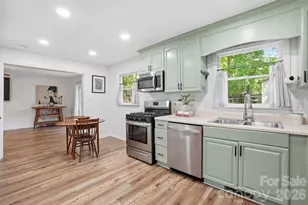 5060 Suwarrow Cir, Tega Cay, SC 29708 - Photo 8
