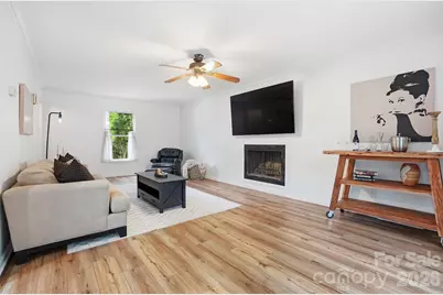 5060 Suwarrow Circle, Tega Cay, SC 29708 - Photo 4