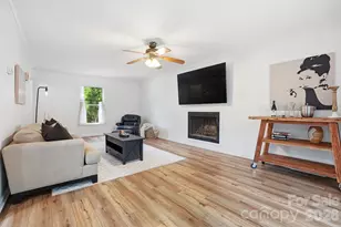 5060 Suwarrow Cir, Tega Cay, SC 29708 - Photo 4
