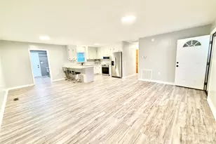 1586 Kenlane Dr, Hickory, NC 28601 - Photo 6