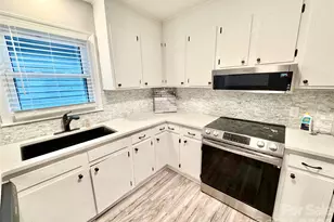 1586 Kenlane Dr, Hickory, NC 28601 - Photo 8