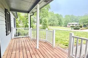 1586 Kenlane Dr, Hickory, NC 28601 - Photo 4