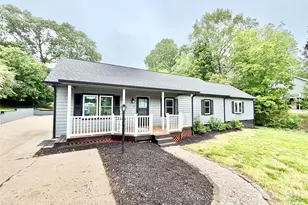 1586 Kenlane Dr, Hickory, NC 28601 - Photo 2