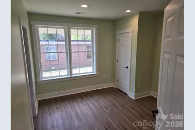 813 Highland Avenue SE, Hickory, NC 28602 - Photo 10
