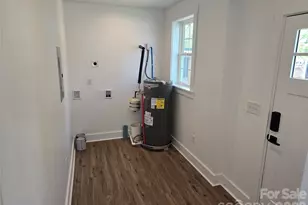 813 Highland Ave SE, Hickory, NC 28602 - Photo 16