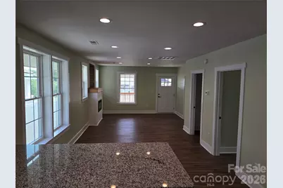 813 Highland Avenue SE, Hickory, NC 28602 - Photo 12