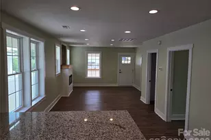 813 Highland Ave SE, Hickory, NC 28602 - Photo 12