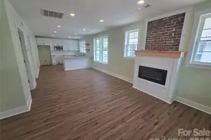 813 Highland Ave SE, Hickory, NC 28602 - Photo 6
