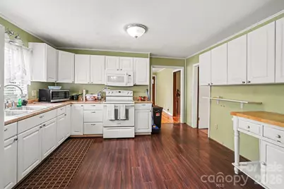 301 Hampton Road, Lancaster, SC 29720 - Photo 10
