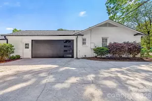 6220 Sharon Rd, Charlotte, NC 28210 - Photo 10