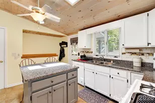 334 Harbor Lake Rd, Newland, NC 28657 - Photo 8